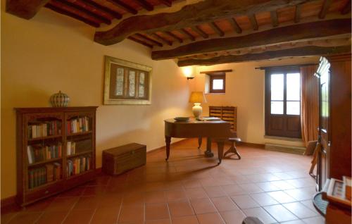 Gorgeous Home In Anghiari With Outdoor Swimming Pool