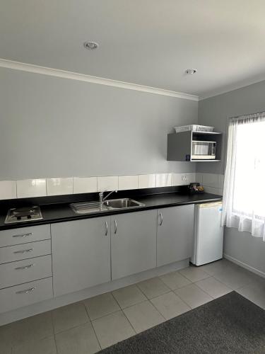 Eastland Pacific Motor Lodge in โอโพทิกิ