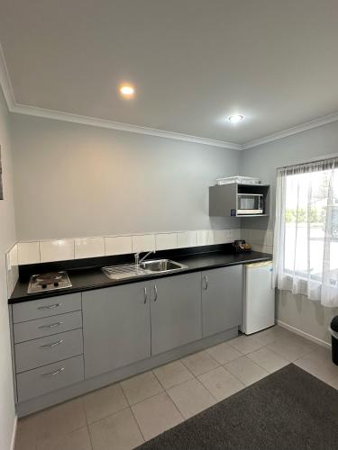 Eastland Pacific Motor Lodge in โอโพทิกิ