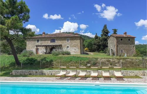 Gorgeous Home In Anghiari With Outdoor Swimming Pool