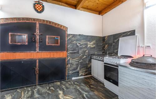 Awesome Home In Gospic With Sauna