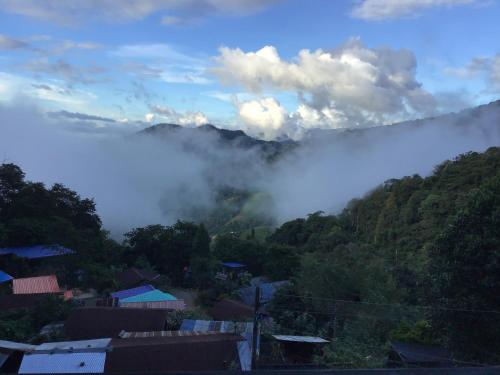 ม่านฟ้าฮิลล์ ภูชี้ฟ้า in Wiang Kaen (Chiang Rai)