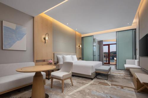 Crowne Plaza Zhoushan Seaview, an IHG Hotel