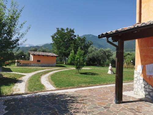  Il Casale del Sole, Ferienwohnung in Tossicia