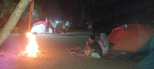 Tenda camping madasari sunrise