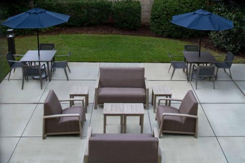 Courtyard by Marriott Covington / Mandeville