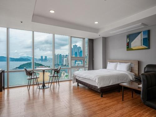 Haeundae Seacloud Hotel Residence