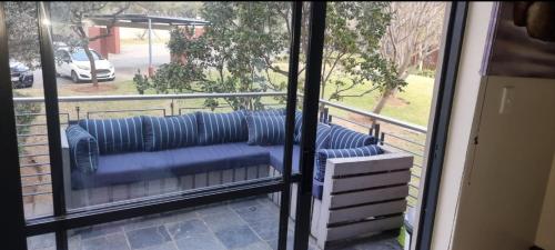 Stunning 2 Bedroom Inverter , WiFi Inside Golf Estate