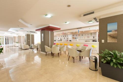 Madara Park Hotel - main image