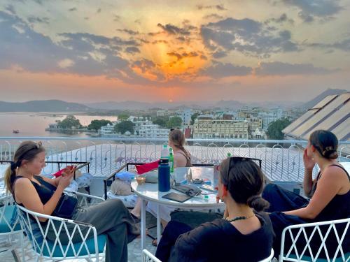 Restaurant, Dreamyard Udaipur Hostel in Udaipur