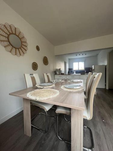 Charmante Maison proche mer in Colleville-Montgomery