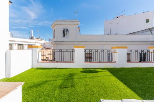 SevilleBnB Group- Santa Barbara Central Suites, Sevilla center, Sevilla