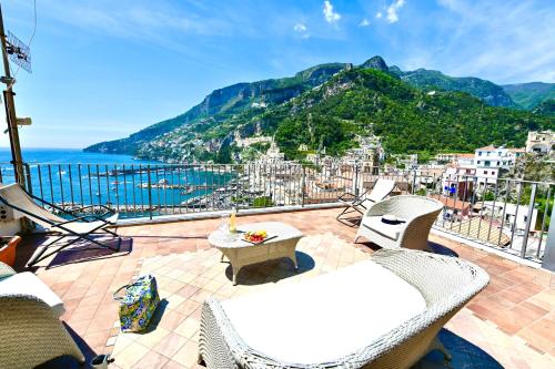 Rooftop flat in Amalfi