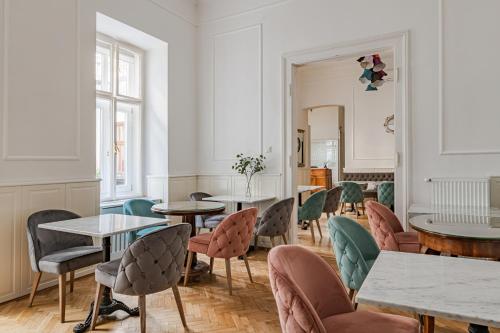 House Beletage - image 3