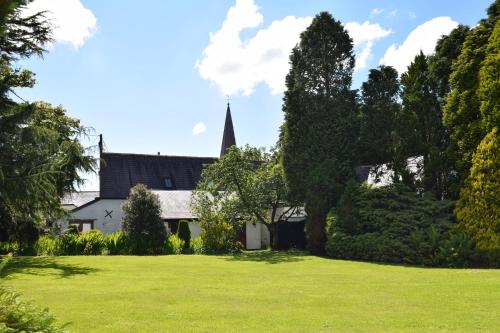 The Old Rectory Cottages - Six Luxurious Cottages Set In Grounds With Indoor Pool