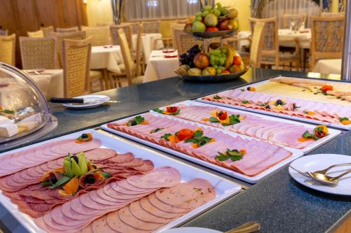 Food and beverages, Gastehaus Rudolfo in Schuttdorf