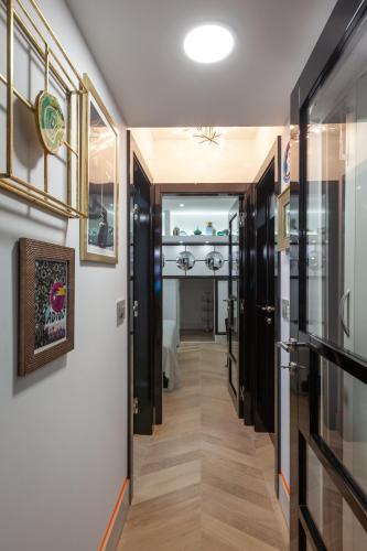 Instalaciones, Beach Apartment 'Hedonist' in Makarska