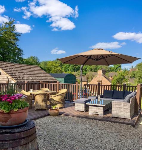 บริการและสิ่งอำนวยความสะดวก, Beautiful Shepherd's Hut - Lois Weedon in แวพเพนแนม