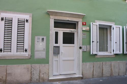 Apartments MEDVED in the historic center