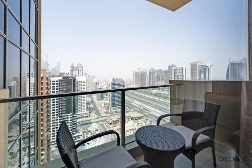 Marina Canal Views 2BR Unit Next to Marina Mall, The Address Residences, Dubai Marina by Deluxe Holiday Homes, Dubaï (photo 3)