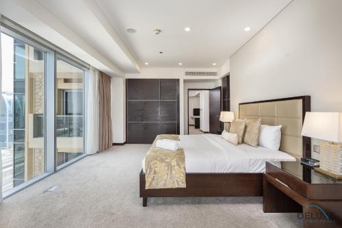 Marina Canal Views 2BR Unit Next to Marina Mall, The Address Residences, Dubai Marina by Deluxe Holiday Homes, Dubaï (photo 7)