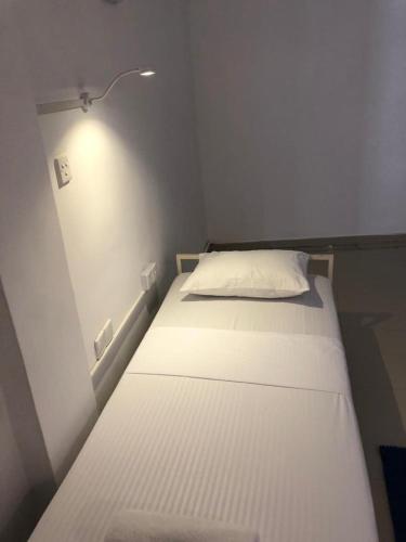 Kandy Bunks - Tap to explore photos