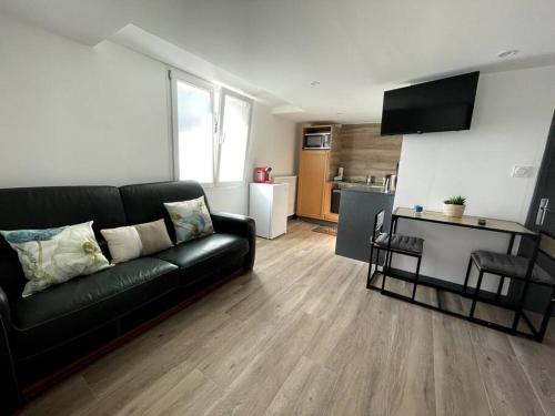 Douceur Drômoise appartement avec une chambre - Location saisonnière - Montélimar