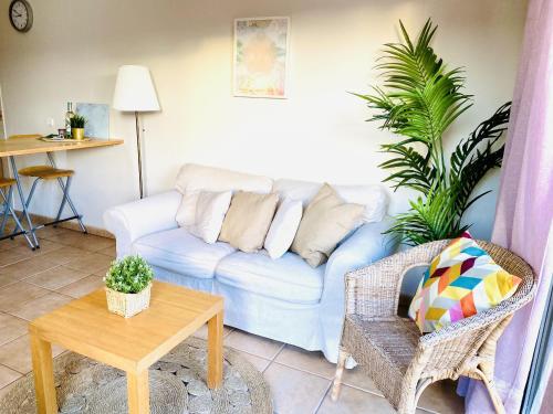 Tejita Sun beach Holidays By Deihu Experiences 4