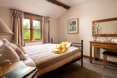 The Old Rectory Cottages - Six Luxurious Cottages Set In Grounds With Indoor Pool