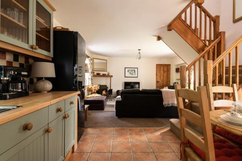 The Old Rectory Cottages - Six Luxurious Cottages Set In Grounds With Indoor Pool