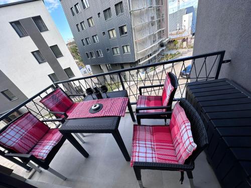 Grey Igloo Apartment Grey Igloo Apartment