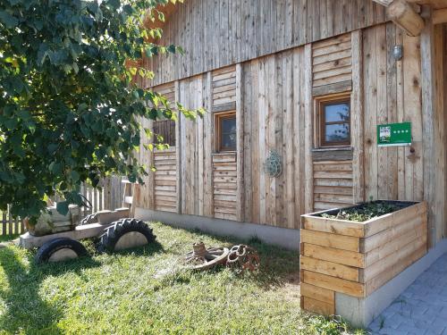 Viesnīcas āriene, Urlaub am Erlebnishof Strasser in Kotesa
