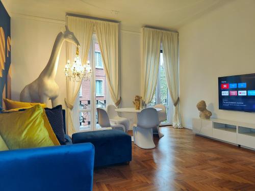 Luxury Apartment 2 bedrooms and 2 baths in Milan downtown with AC, WiFi, Subway aiport conneted, Milán