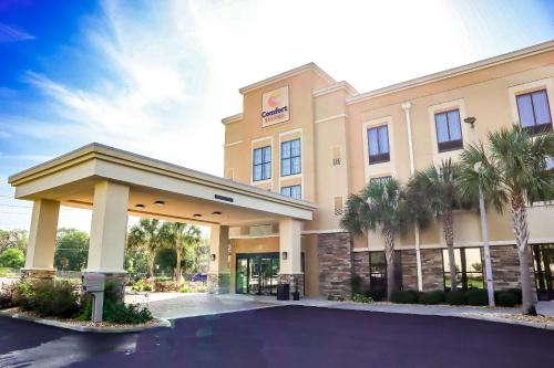 Comfort Suites near Rainbow Springs