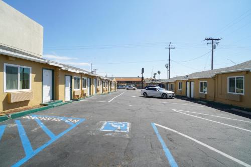 SIGNAL HILL MOTEL BEACH MOTEL - 숙소 외관