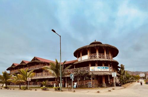 Victor Hugo Hotel Puerto Lopez