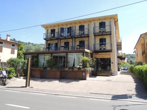 Hotel Al Caval - Torri del Benaco