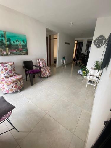 APARTAMENTO AMOBLADO EN CONJUNTO CERRADO