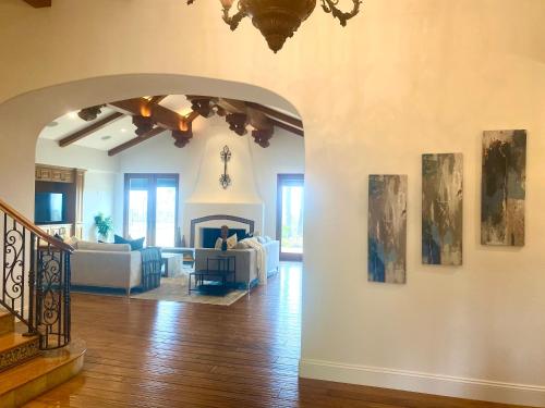 Celebrity Dream Estate in Rancho Santa Fe, USA
