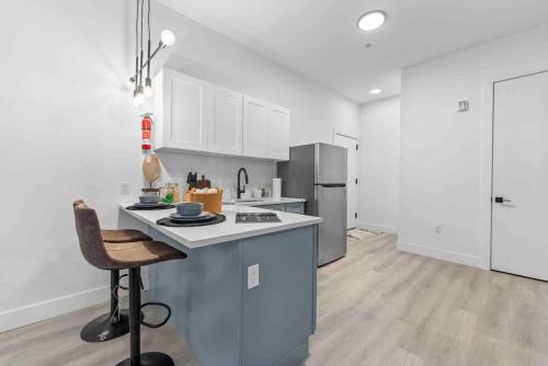 Spacious Bd,EWR Airpt,Nyc,Prudential Center, Free Free Pkng, American Dream Mall in Elizabeth (New Jersey)