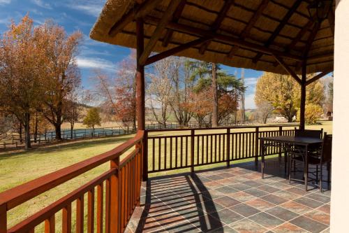 Whispering Waters Room Type - One-Bedroom Chalet