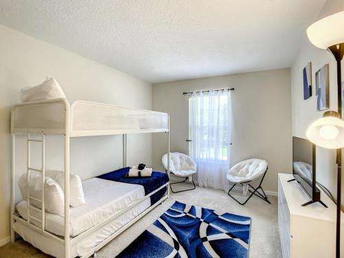 Home in Kissimmee;Private Pool; Lakeview;14 guests in Kissimmee, USA