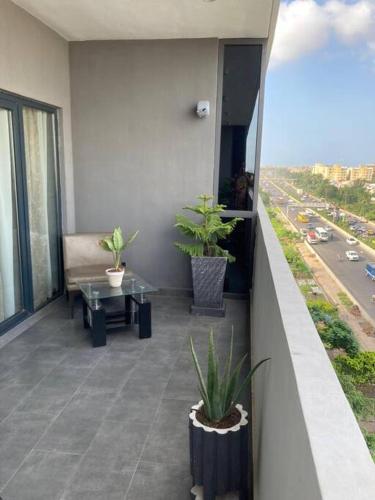 Uitzicht, Luxurious Apt with Rooftop Pool in Grand-Yoff