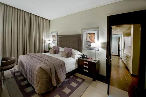 The George Hotel