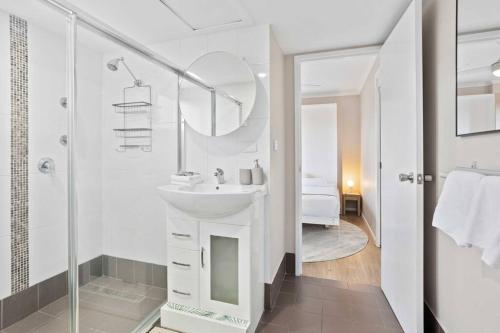 Burleigh Gardens - Hosted by Burleigh Letting