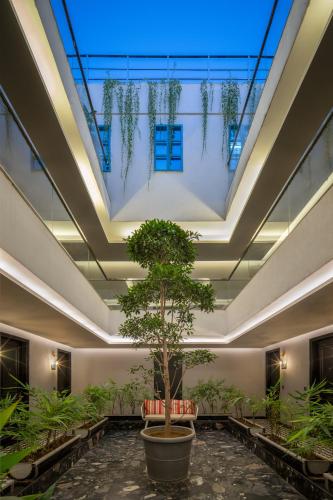 花園, The Aldott, Cyber City in 古爾岡