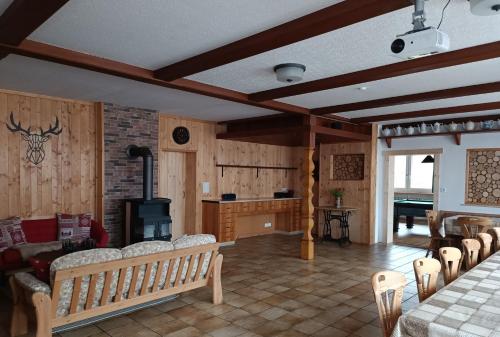 ห้องส่วนกลางสำหรับนั่งเล่น/ดูทีวี, Ferienhaus Bergesblick in ลาม