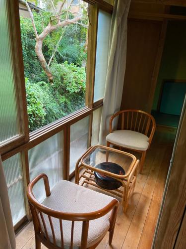 泊まれる廃墟 ぐんじょう near Shuzen-ji Temple Plum Grove