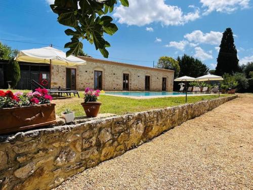  Tenuta Uzielli an elegant countryside villa in Monteriggioni
