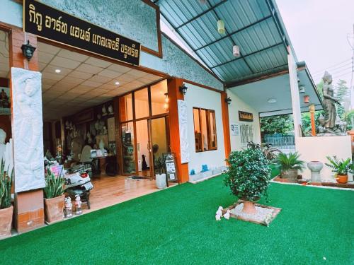 Phiphu Art and Gallery Boutique Sukhothai